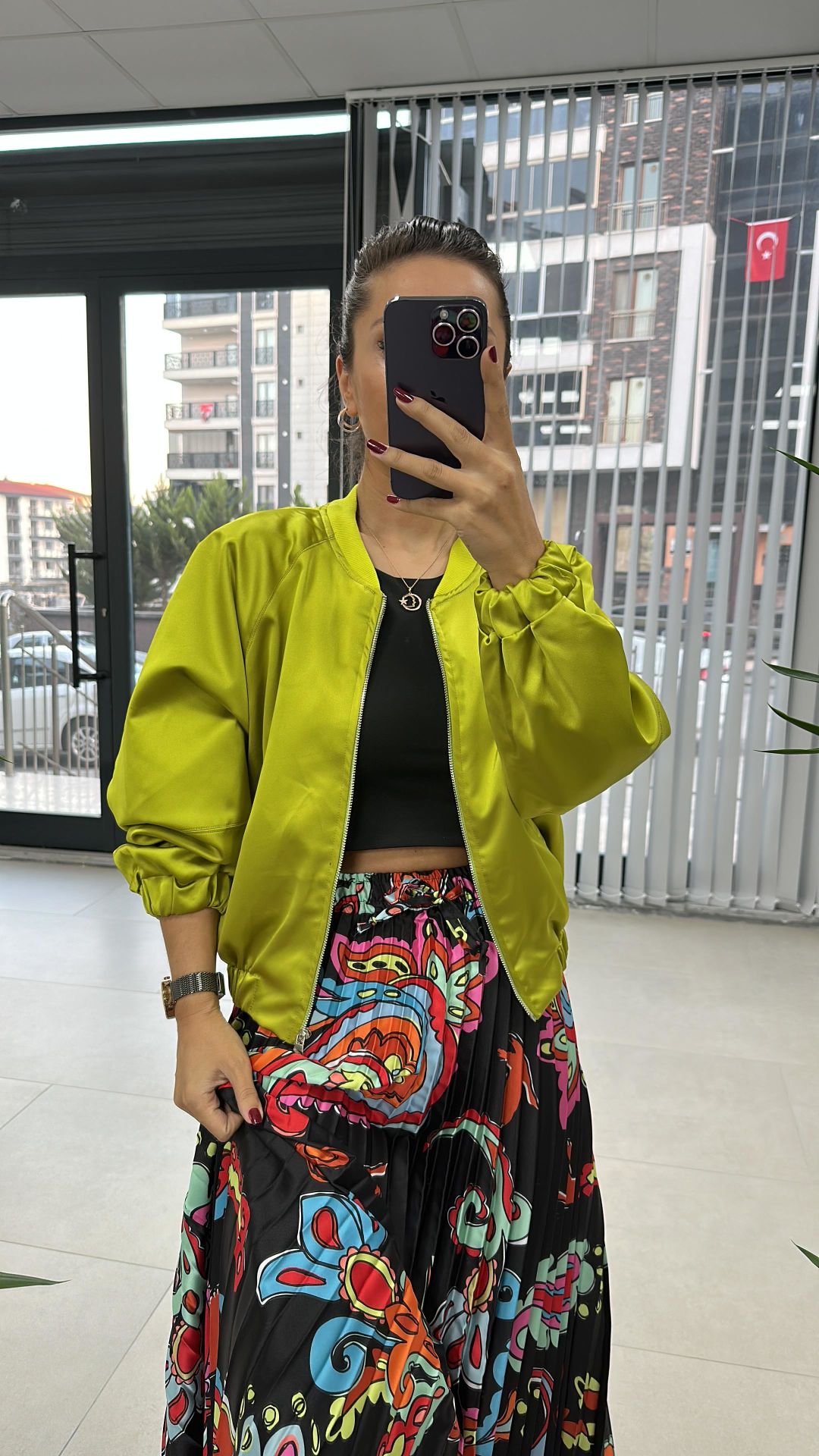 Saten Yağ Yeşili Bomber Mont