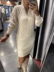 V yaka krem tunik elbise