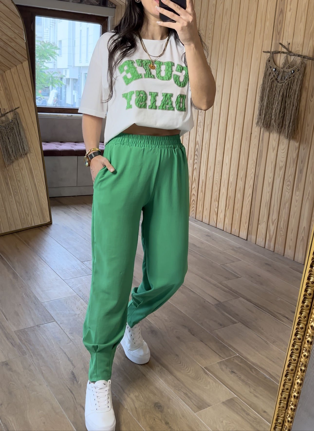 Yeşil paça pensli pantolon