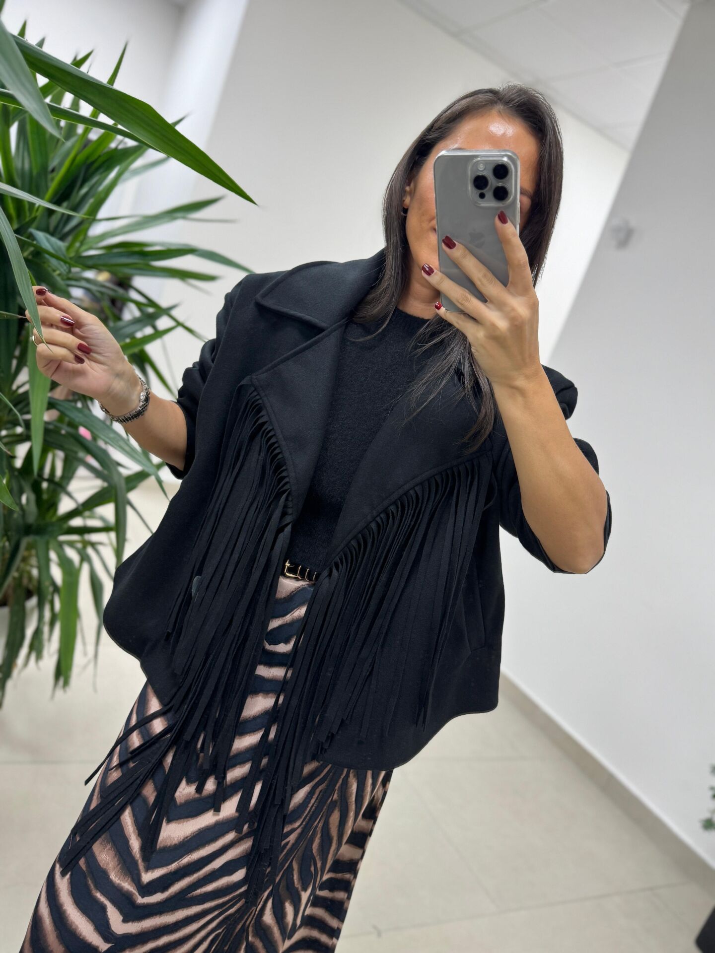 Ms 218 Püskül Detaylı Siyah Kaşe Ceket