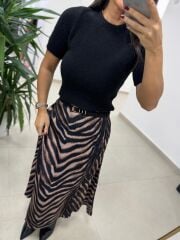 3040 Gold Halka Tokalı İnce Siyah Kemer