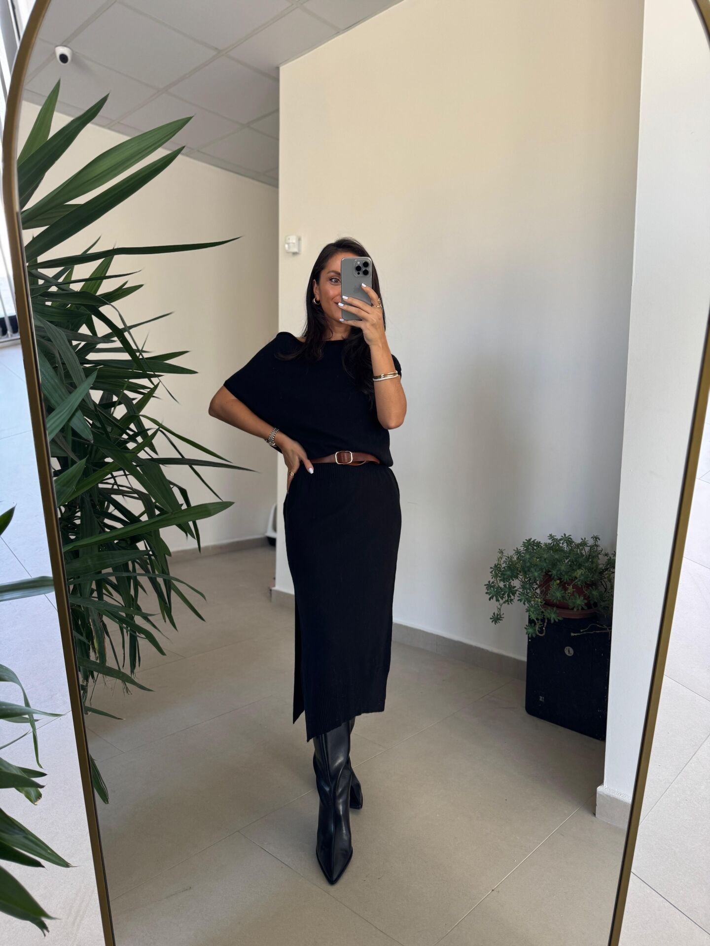 Dv 90256 Siyah Kemerli Triko Elbise