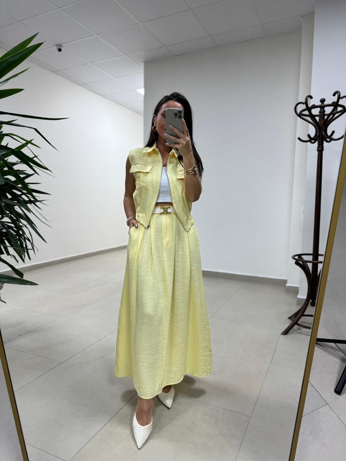 Art 4012 İthal Kumaş Sarı Etekli Takım