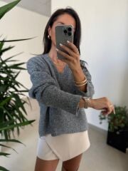 Dv 10645 Gri V Yaka Yumoş Triko
