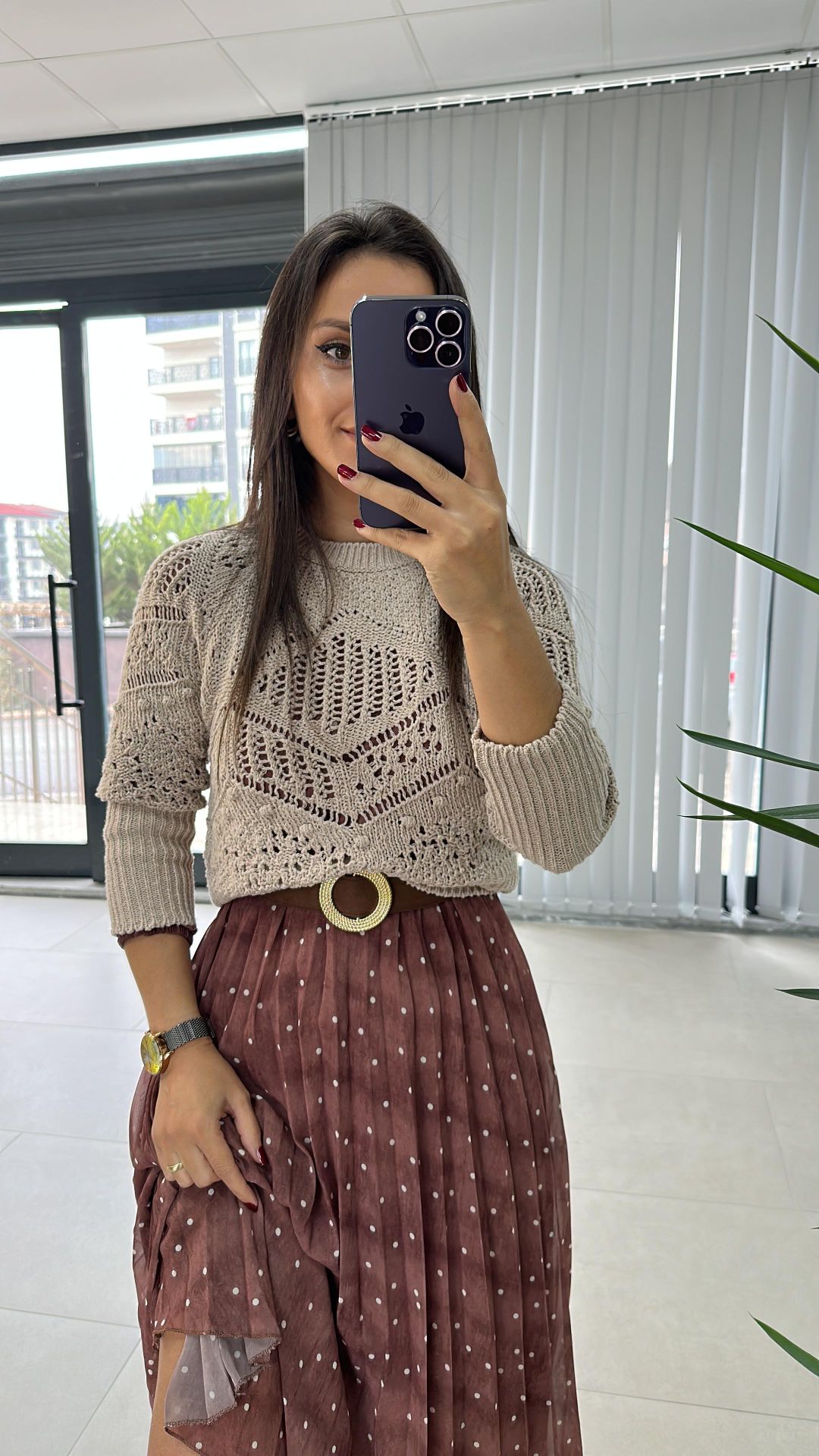 Sg durchbrochene Nerzstrickware