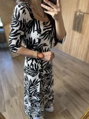 My 3047 Black square neck seersucker dress
