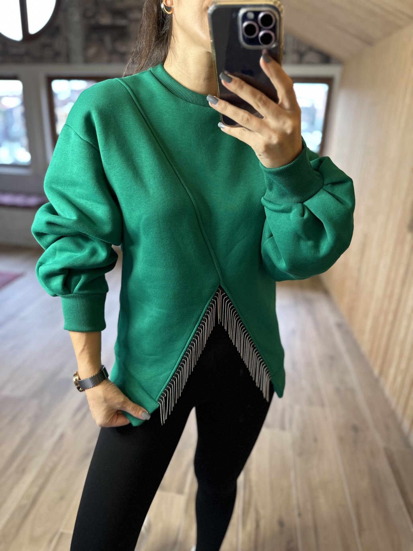 Zümrüt zincirli sweat