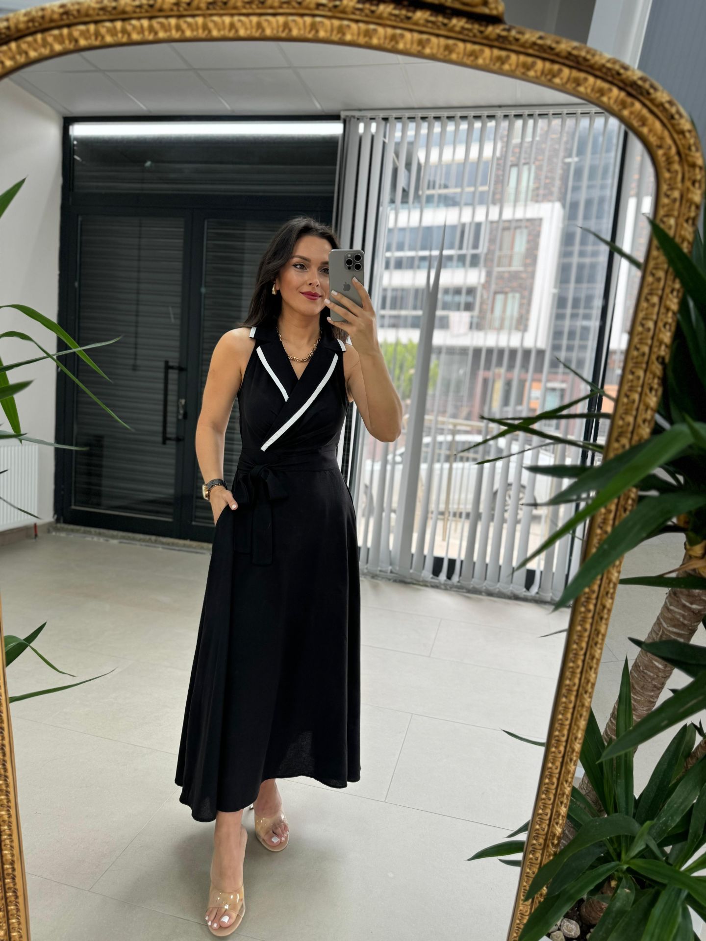 Ms Keten Beyaz Biye Geçişli Siyah Elbise