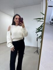 Po 2690 Omuz Pencere Detaylı İncili Ekru Kazak