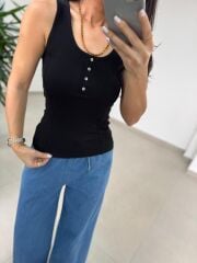 İv 24118 Dört Düğmeli Fitilli Siyah Bluz