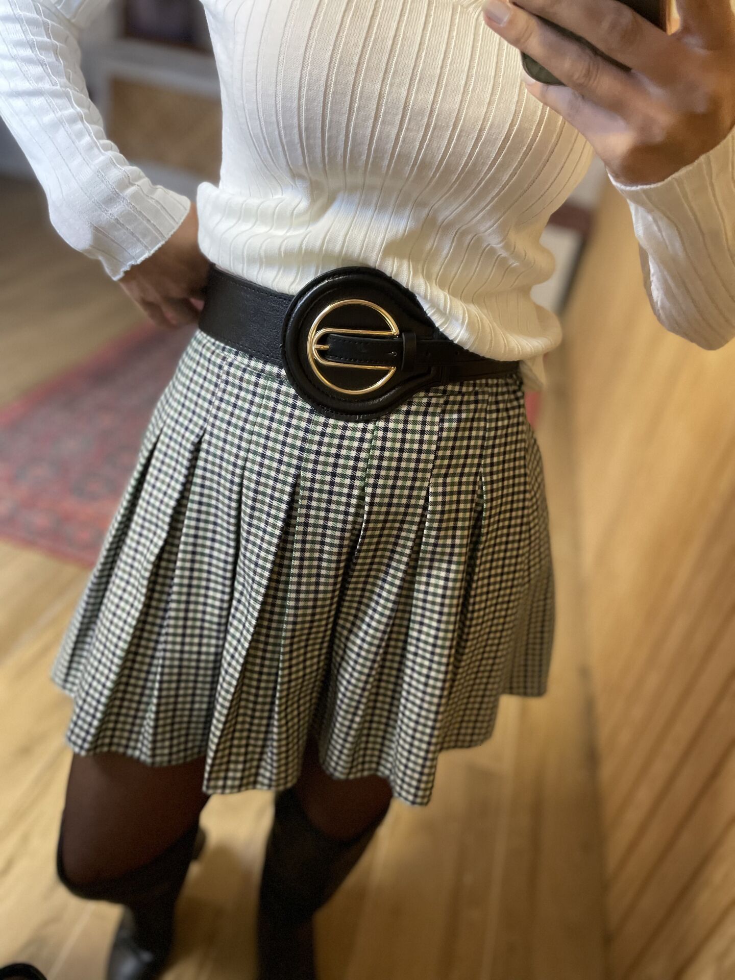 Siyah kalın tokalı kemer