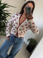 Orj. Marka Kirazlı Desenli Triko Hırka