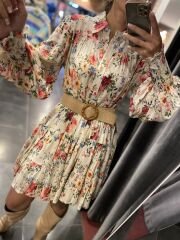 Kleid mit Hemdkragen und Ärmelsaum