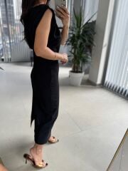 My 3746 Siyah Omuz Gold Tokalı V Yaka Elbise