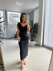 My 3746 Siyah Omuz Gold Tokalı V Yaka Elbise