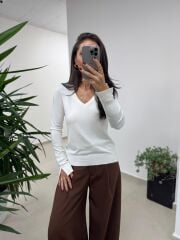 Dv 10427 Beyaz V Yaka Kol Yırtmaçlı Triko Kazak