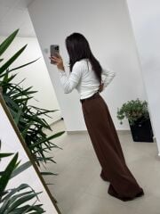 Dv 10427 Beyaz V Yaka Kol Yırtmaçlı Triko Kazak