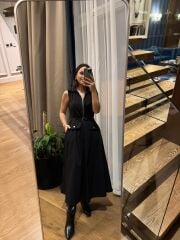 La 69288 Fermuar Detaylı Sıfır Kol Kemerli Siyah Elbise