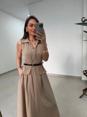 La 69288 Fermuar Detaylı Sıfır Kol Kemerli Camel Elbise