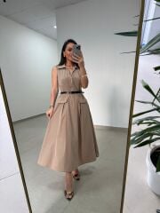 La 69288 Fermuar Detaylı Sıfır Kol Kemerli Camel Elbise