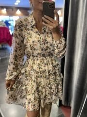 Ata Weiches grünes Chiffonkleid mit Blumenmuster