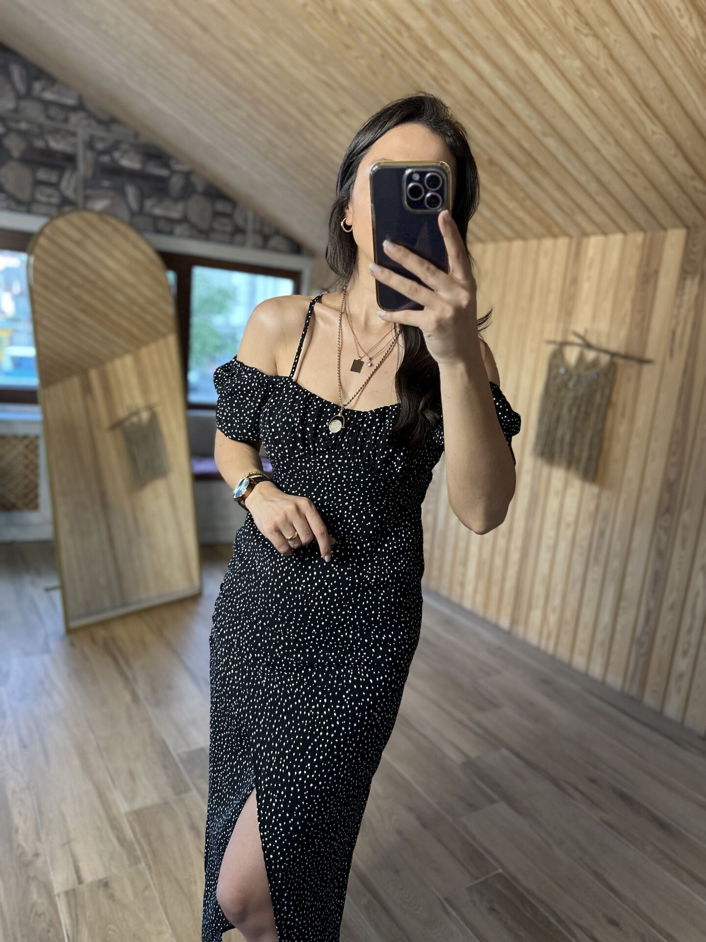 My 3167 Siyah puanlı dekolteli elbise