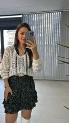 Sg Ajurlu v Yaka Krem Triko