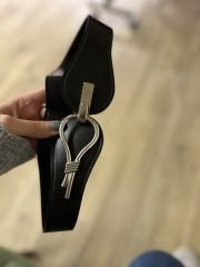 Gümüş geçirmeli kemer