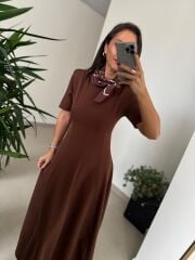 Np 1002 Omuz Vatkalı Kahve Fularlı Elbise