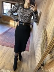 155 Üçgen tokalı siyah kemer