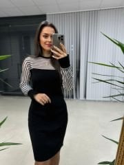 Üst Çizgi Detaylı Siyah Triko Elbise