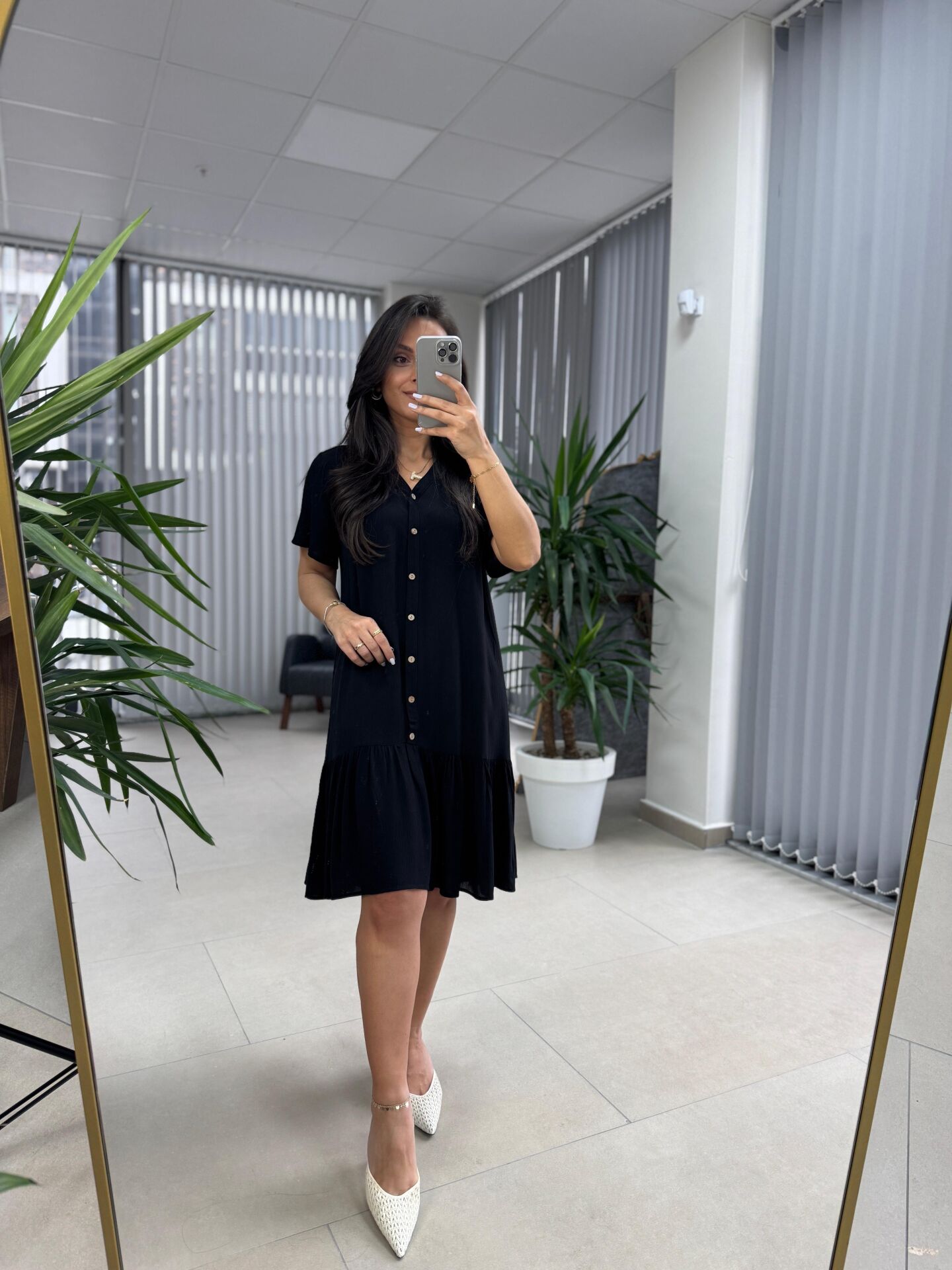 Brsk Krinkıl Siyah Kemik Düğmeli Elbise