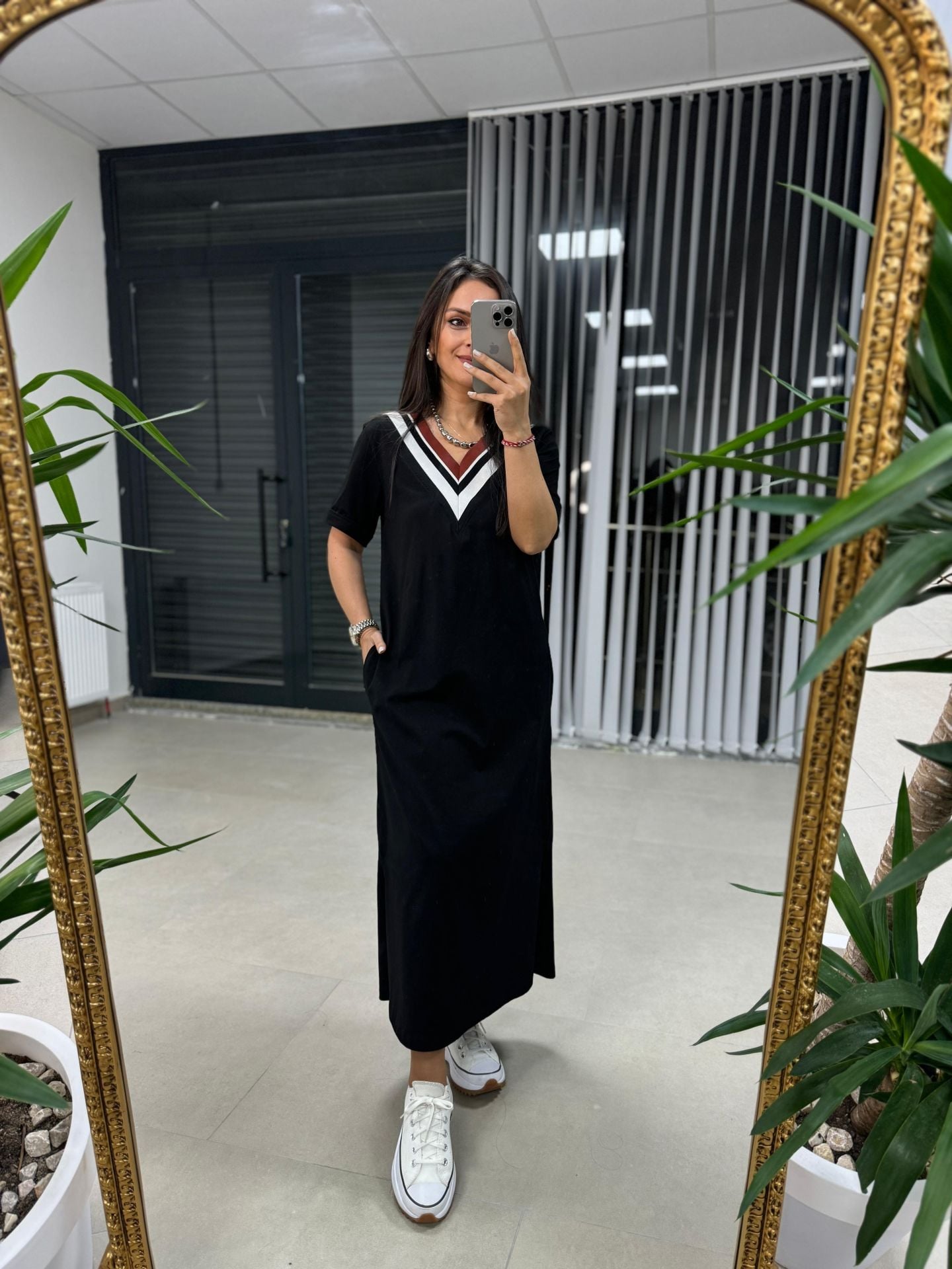 Dr 2606 V Yaka Kahve Geçişli Elbise