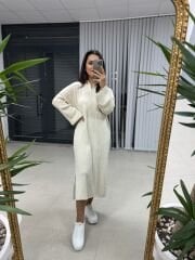 Polo yaka oversize krem triko elbise