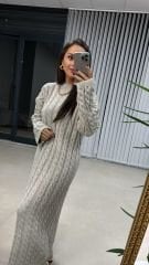 Gestricktes Strickkleid aus Nerzhaar