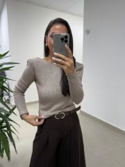 Bb 30568 Sırt Dekolteli Vatkalı Vizon Triko Bluz