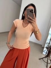 İv 011  V Yaka Somon Tişört