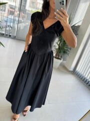 Bb 29957 Siyah Fisto Detaylı V Yaka Elbise