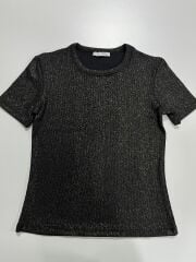 İv 26104 Varaklı Yaka Biyeli Siyah Tişört