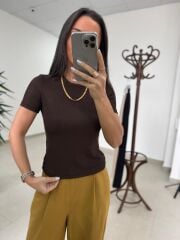 İv 26104 Varaklı Yaka Biyeli A. Kahve Tişört