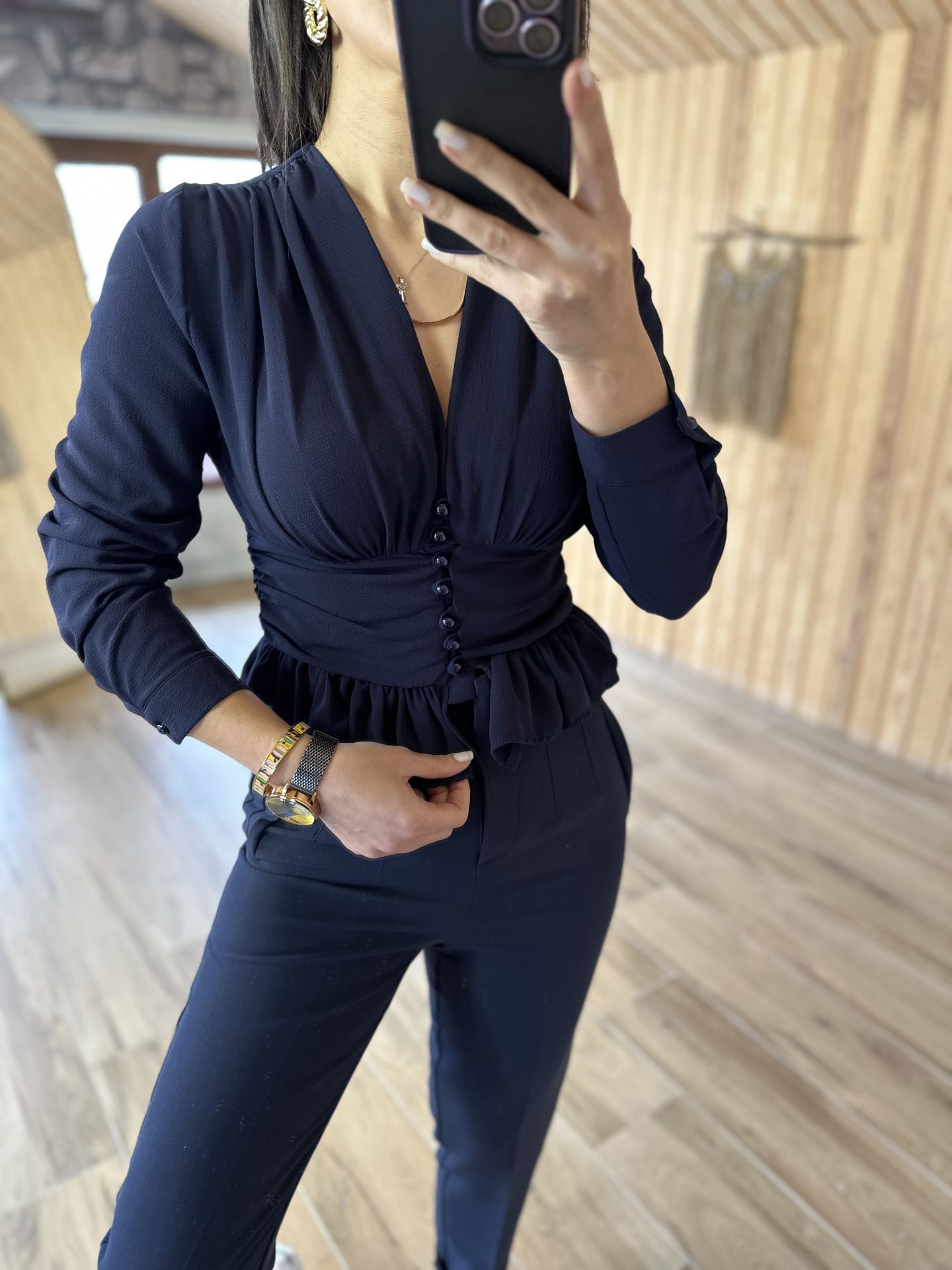 Laci krep düğmeli bluz