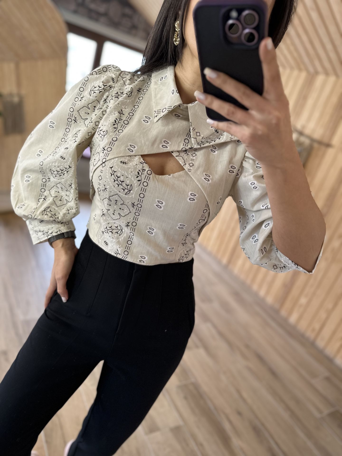 Pencere detaylı keten bluz