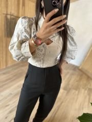Pencere detaylı keten bluz