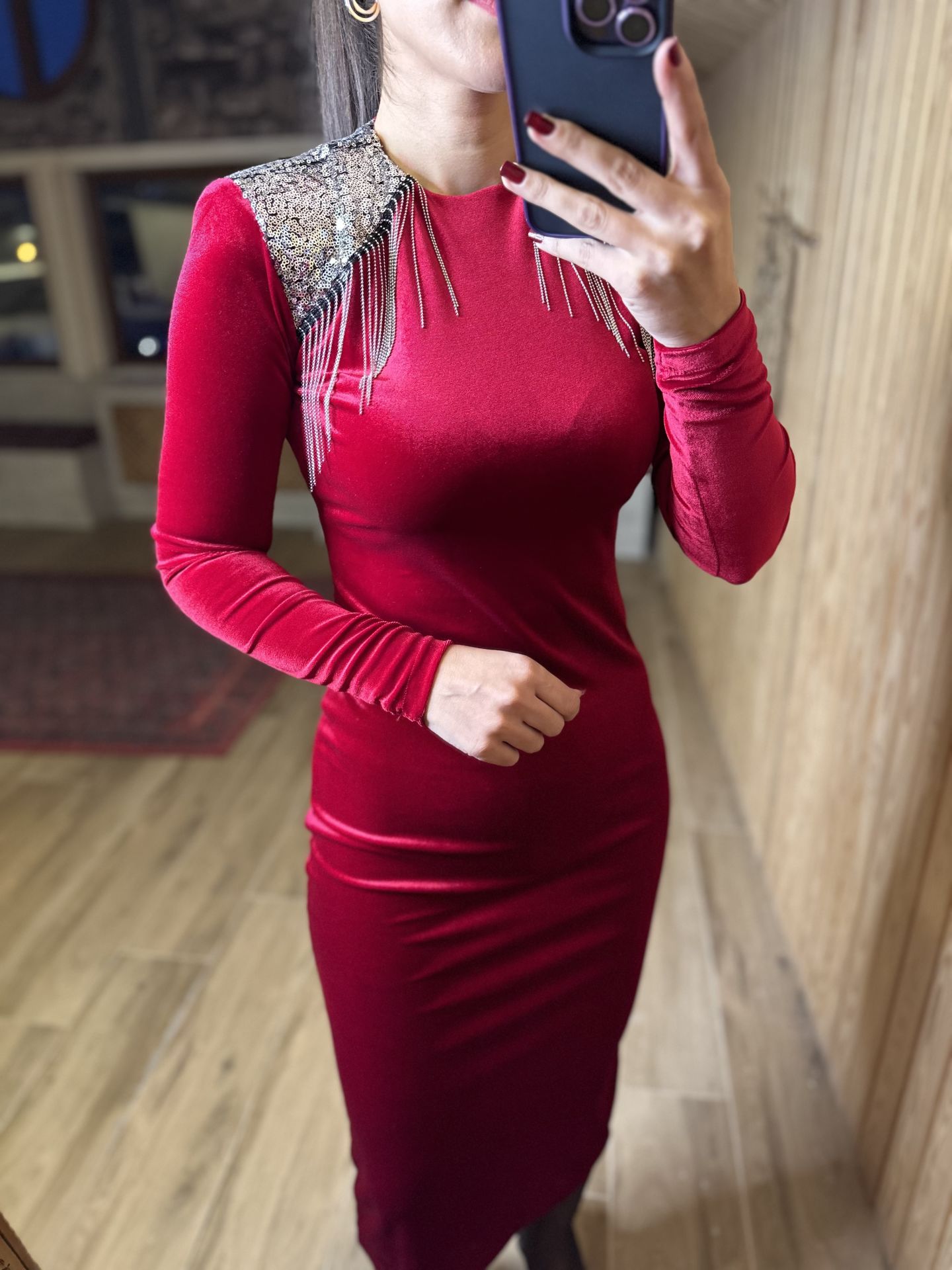 Vatka detaylı bordo kalem elbise
