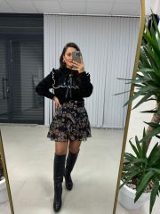 Tasarım Siyah Fiyonklu Kazak