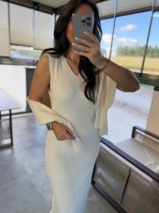 My 1111 Yaka İnci Detaylı Taş Triko Takım