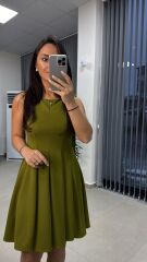 My 3692 Kolsuz Eteği Parça Dikişli Yağ Yeşili Çan Elbise