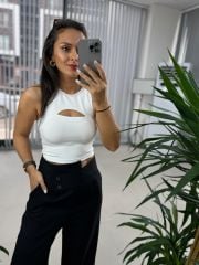 Orj Marka Pencere Detaylı Beyaz Bluz