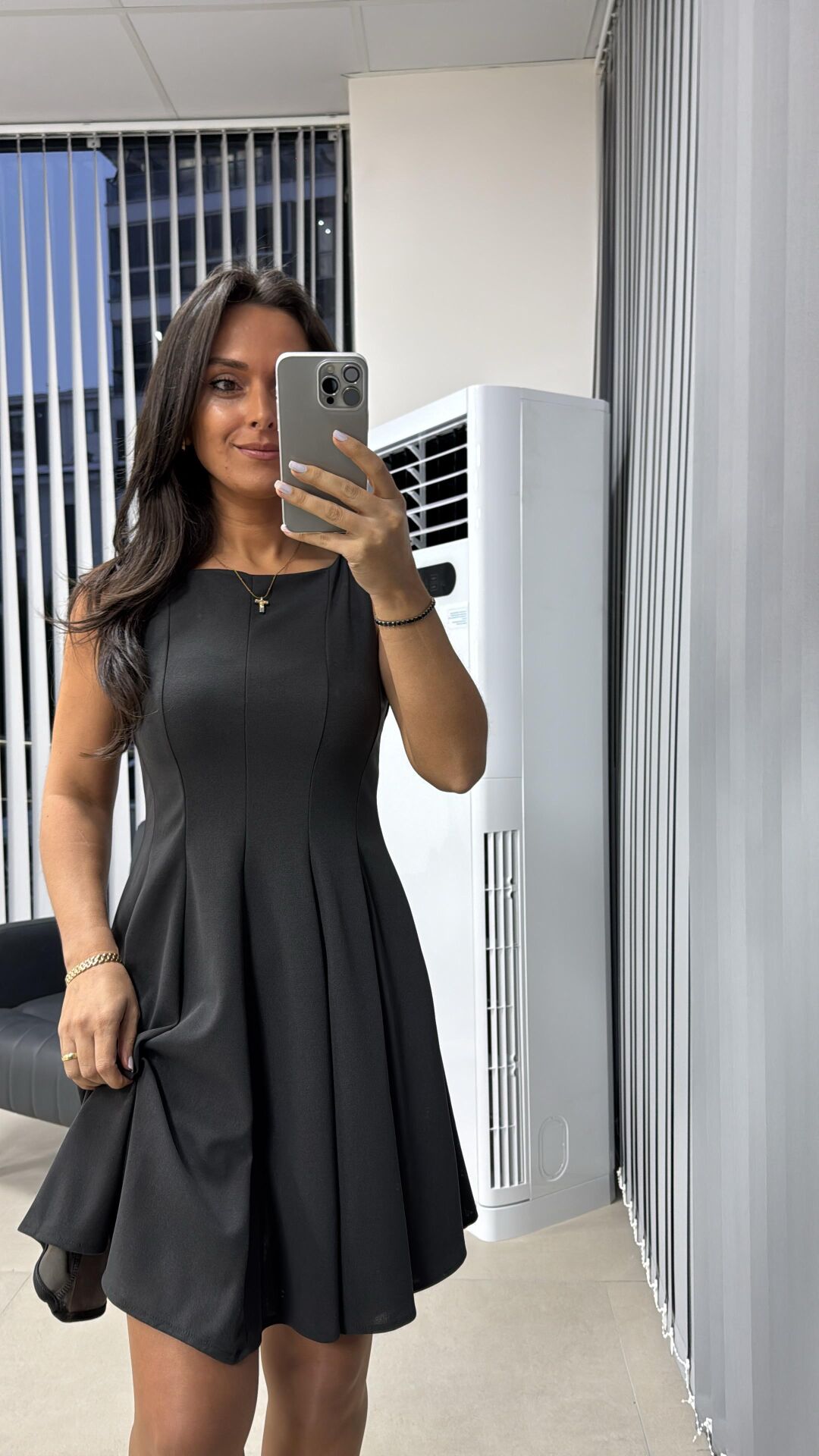 My 3692 Kolsuz Eteği Parça Dikişli Antarasit Çan Elbise