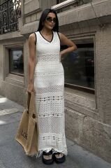 Sv 024321 V Yaka Etek ucu Püsküllü Ekru Triko Elbise